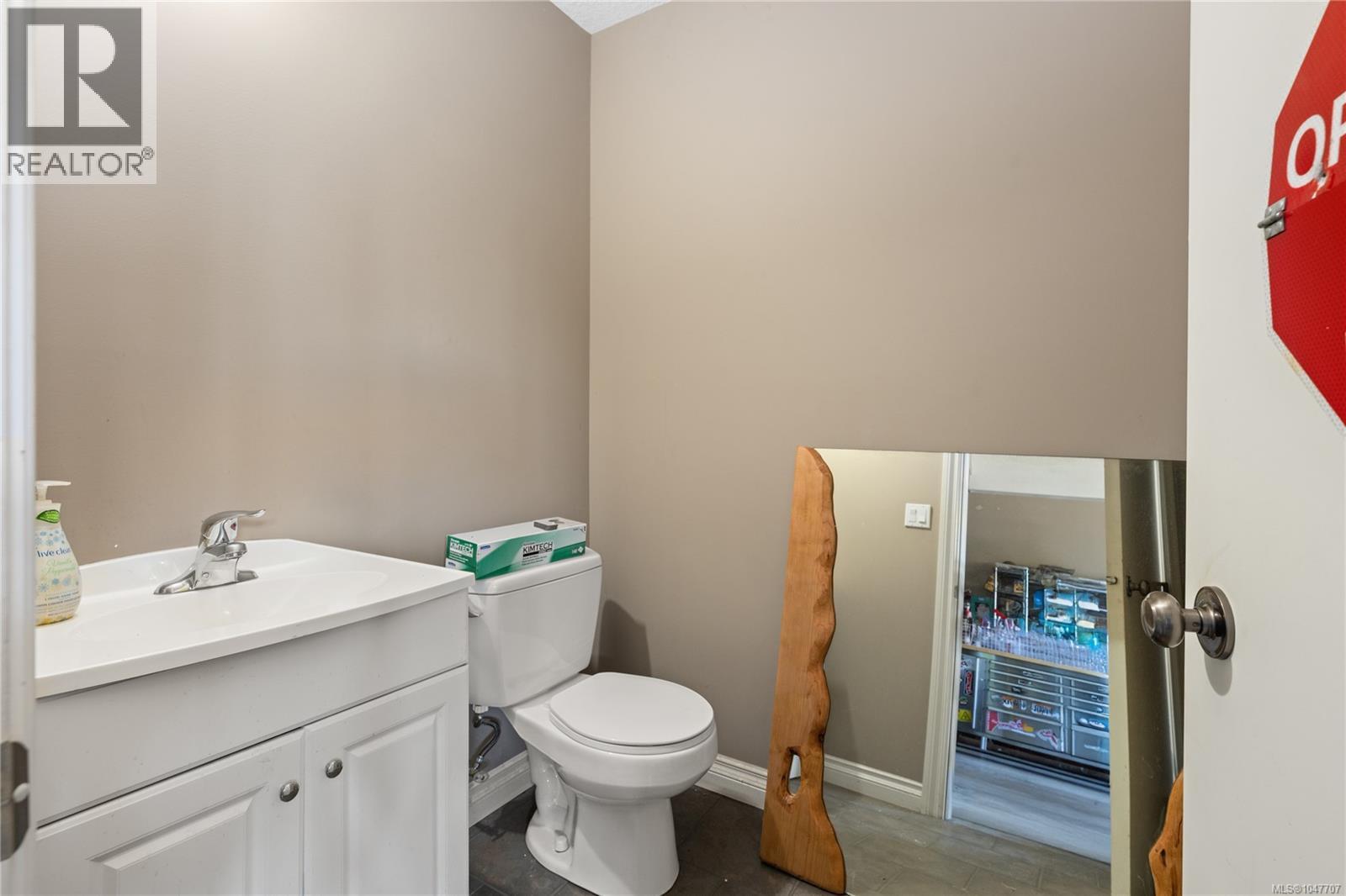 5141 Owlstone Pl, Nanaimo