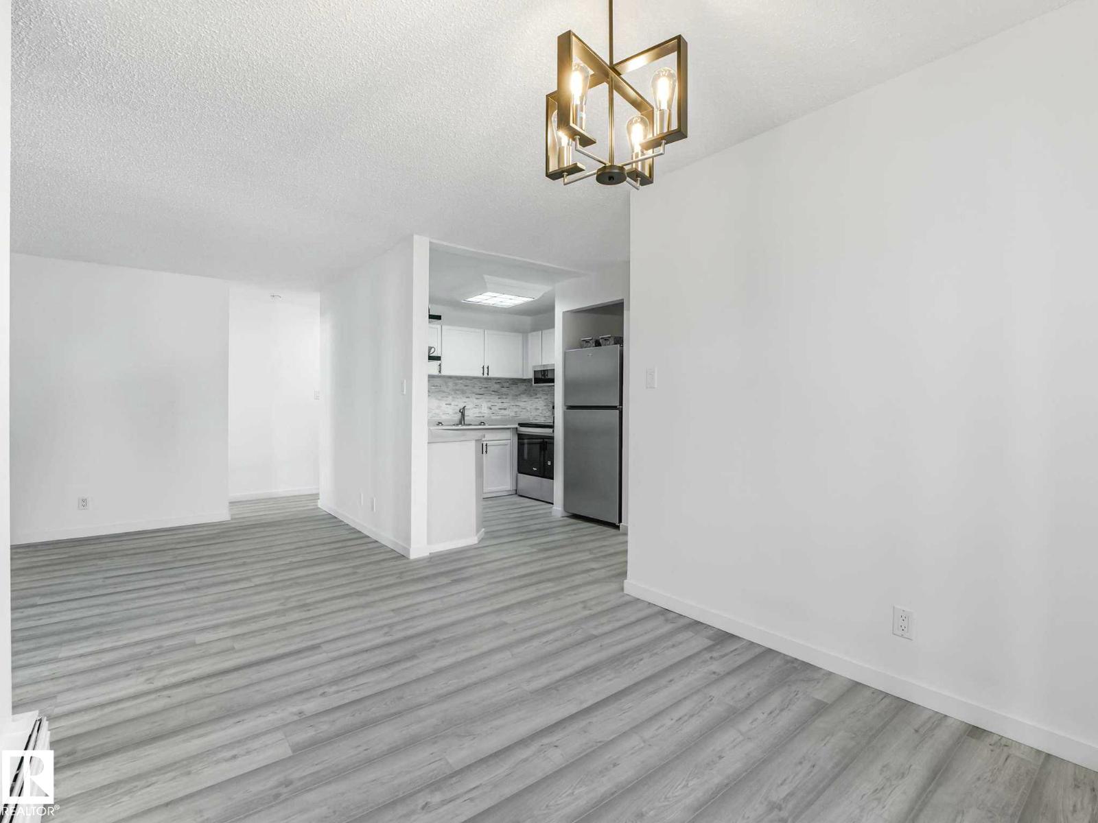 10148 118 ST NW - 12