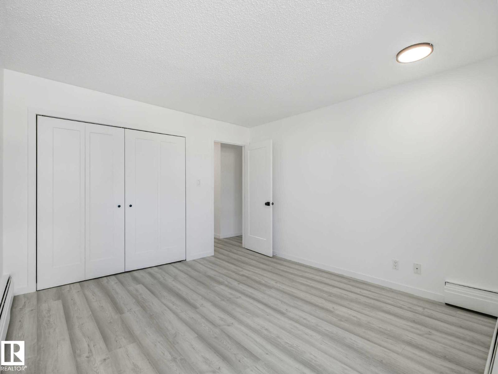 10148 118 ST NW - 18