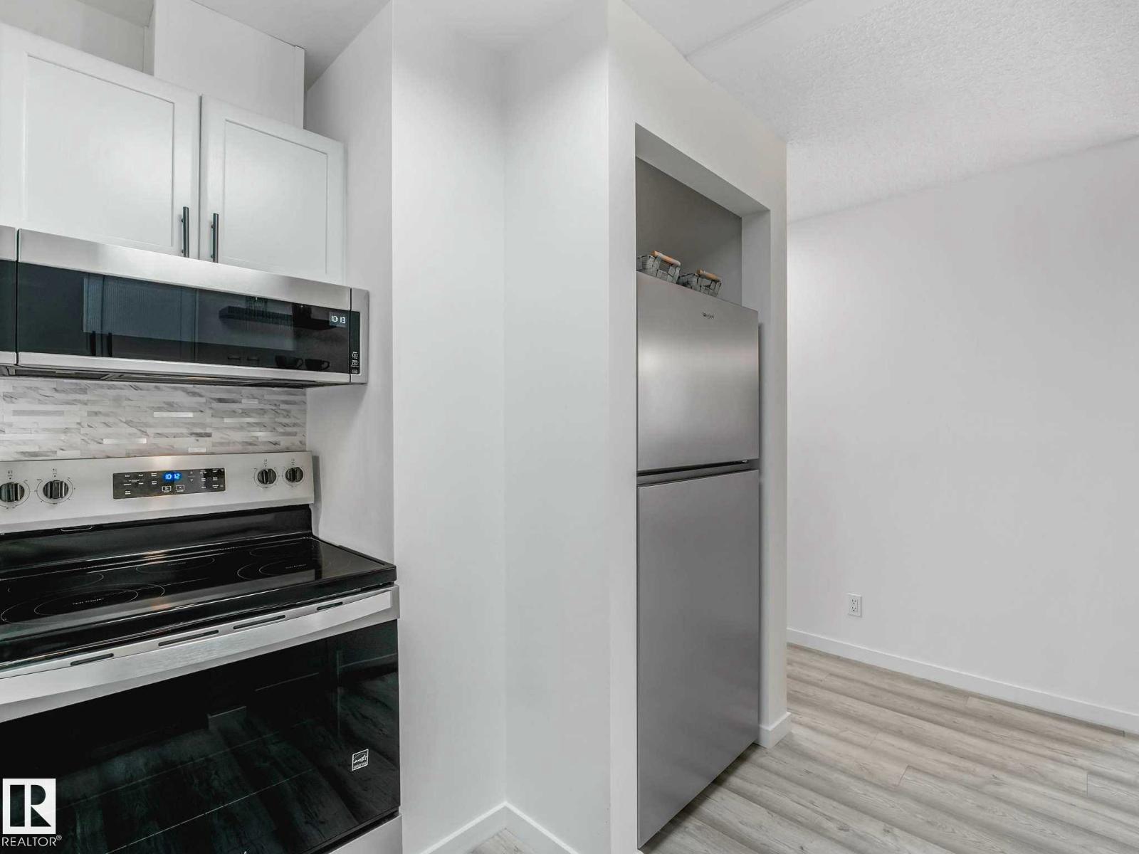 10148 118 ST NW - 5