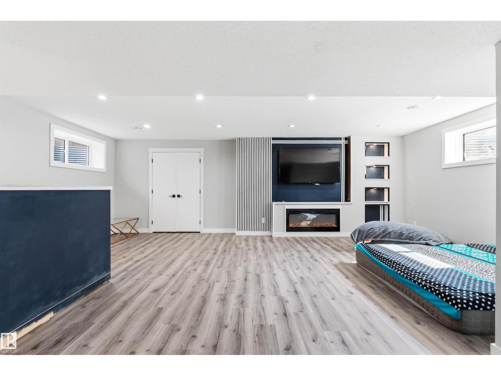 1103 26 AV NW - Image 31