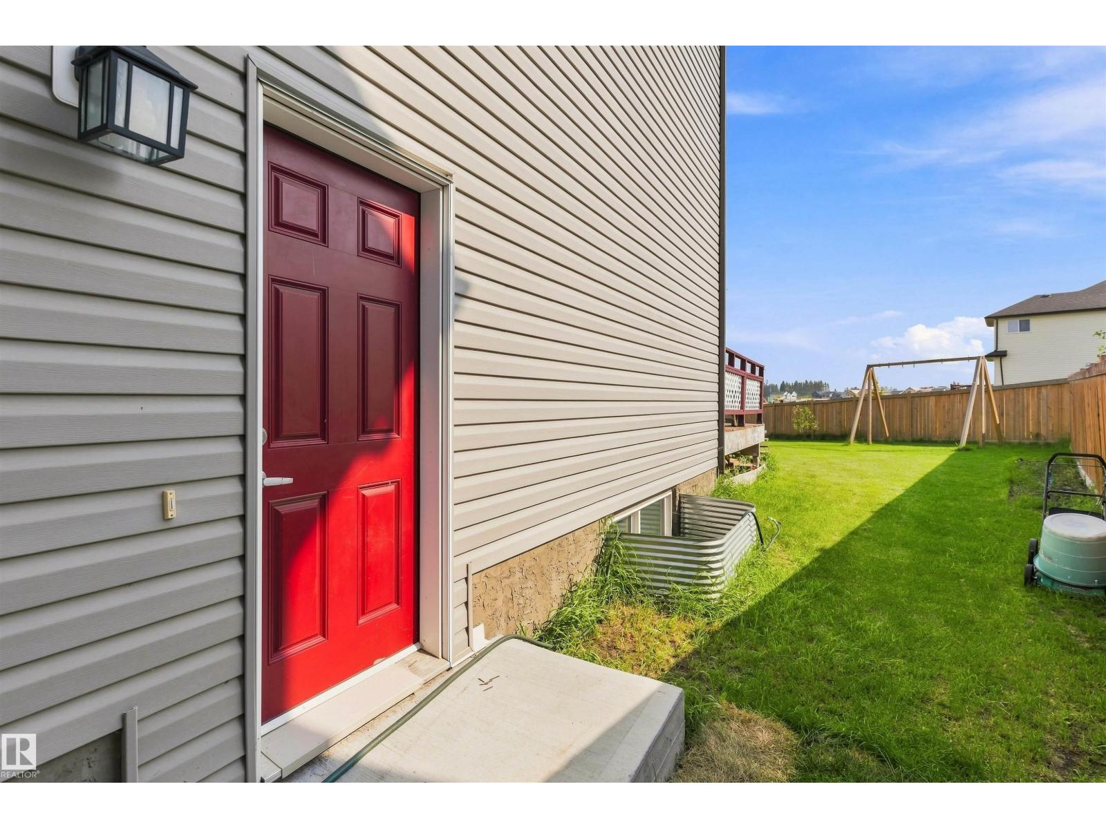 1103 26 AV NW - Image 37