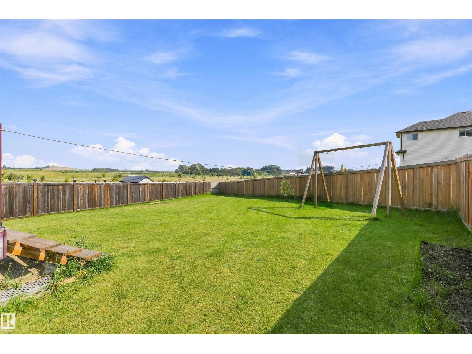 1103 26 AV NW - Image 38