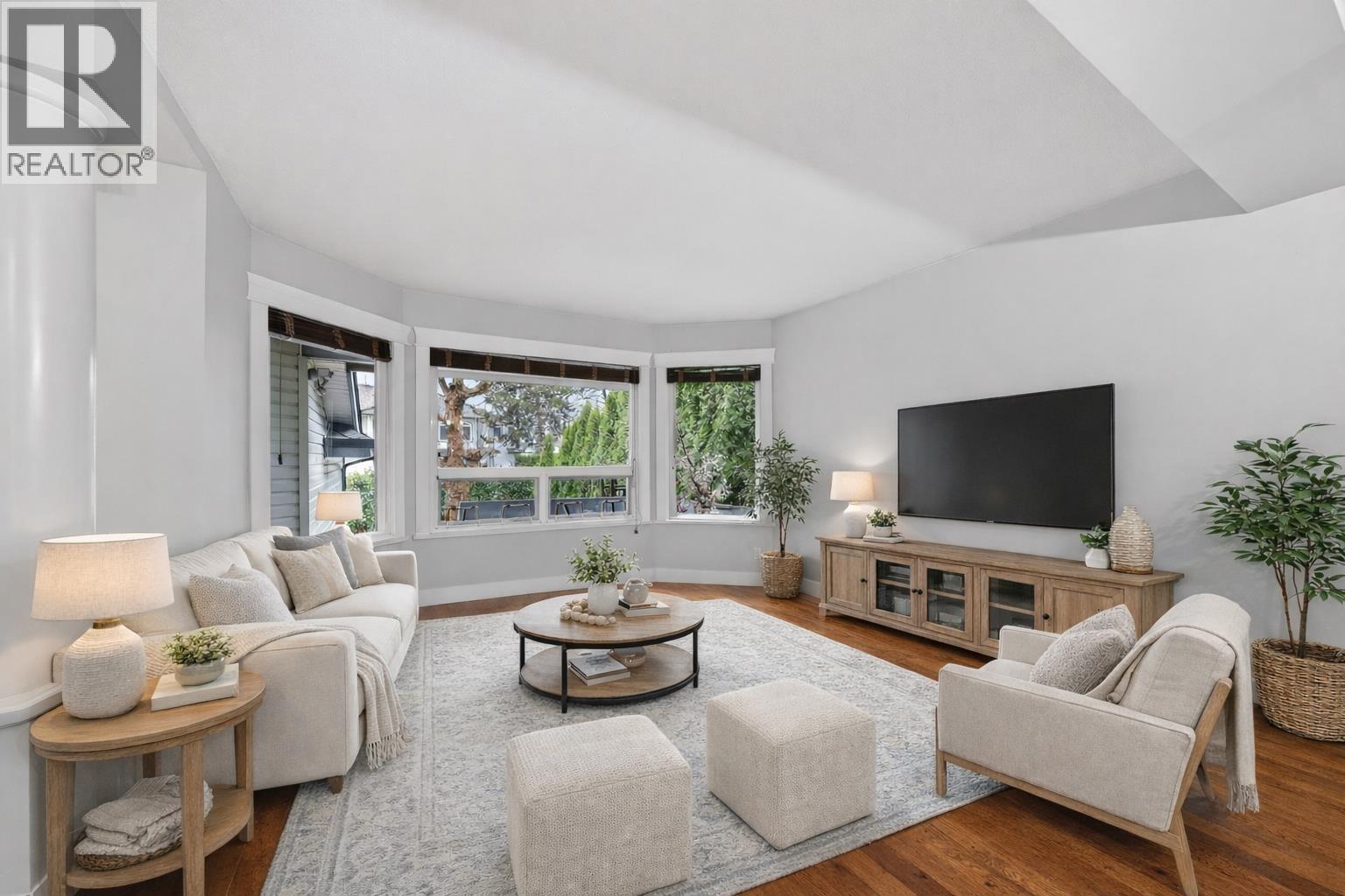 5591 OLIVER DRIVE