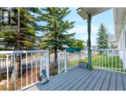 25 Prestwick Pond Terrace Se, Calgary, AB T2Z2K1 Photo 13