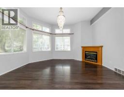 4pc Bathroom - 25 Prestwick Pond Terrace Se, Calgary, AB T2Z2K1 Photo 7