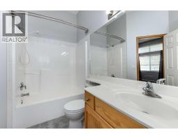 25 Prestwick Pond Terrace Se, Calgary, AB T2Z2K1 Photo 19