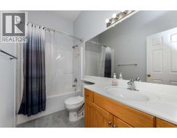 25 Prestwick Pond Terrace Se, Calgary, AB T2Z2K1 Photo 21