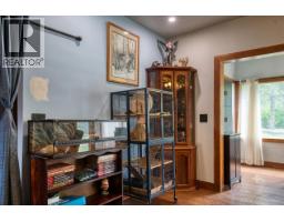 3038 10th Avenue, Keremeos, BC V0X1N3 Photo 12