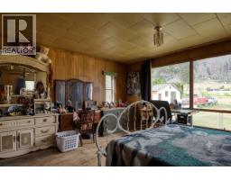 3038 10th Avenue, Keremeos, BC V0X1N3 Photo 14