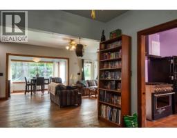 Dining room - 3038 10th Avenue, Keremeos, BC V0X1N3 Photo 9
