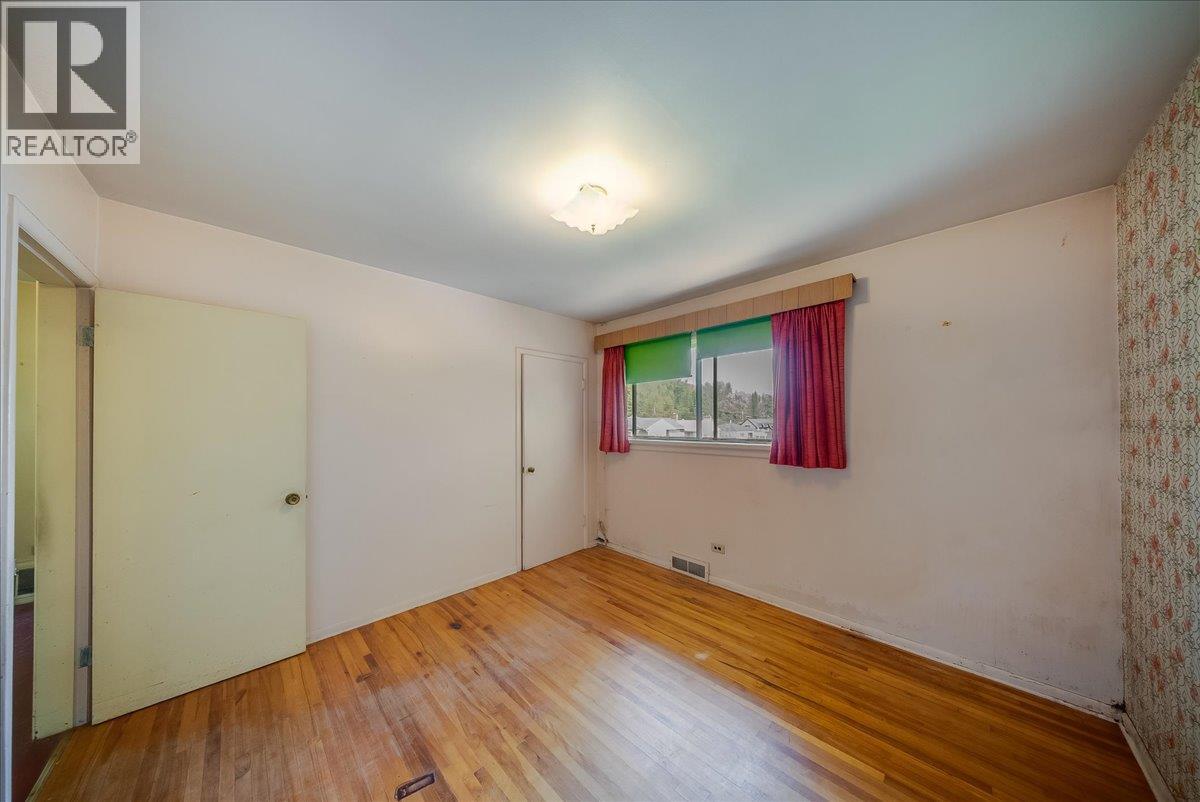 664 Forrest Drive, Warfield