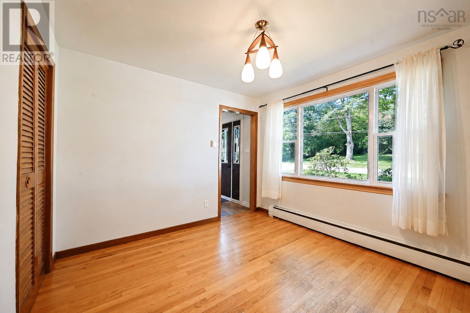 Property 20 of 49 of 21 Brown Street