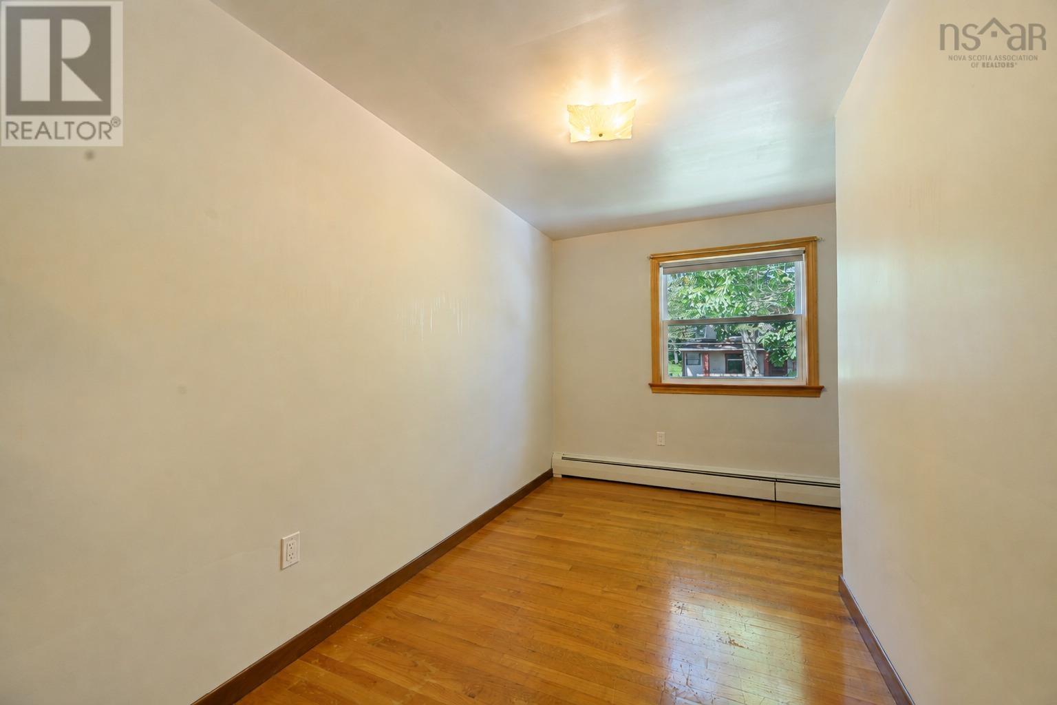 Property 28 of 49 of 21 Brown Street