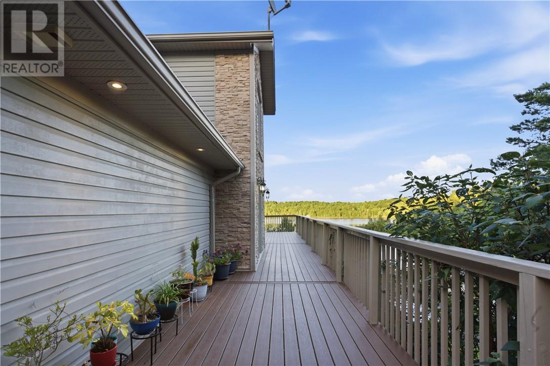 317 Middle Lake - Image 63