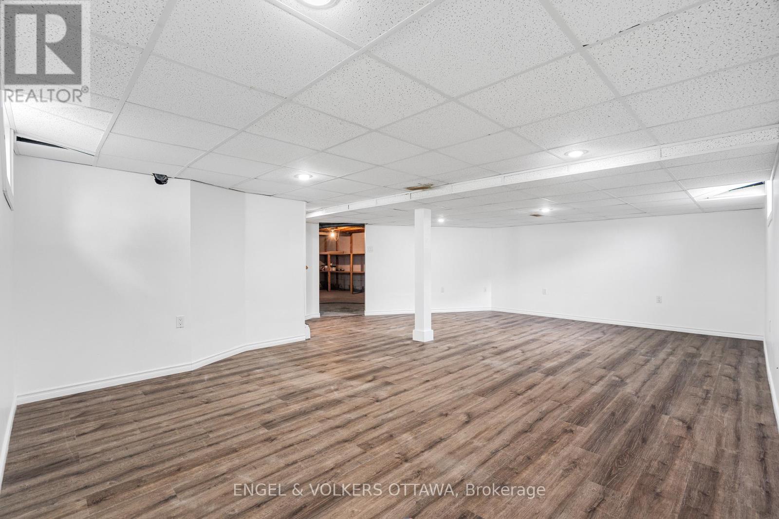 871 NOTRE DAME STREET - Image 37