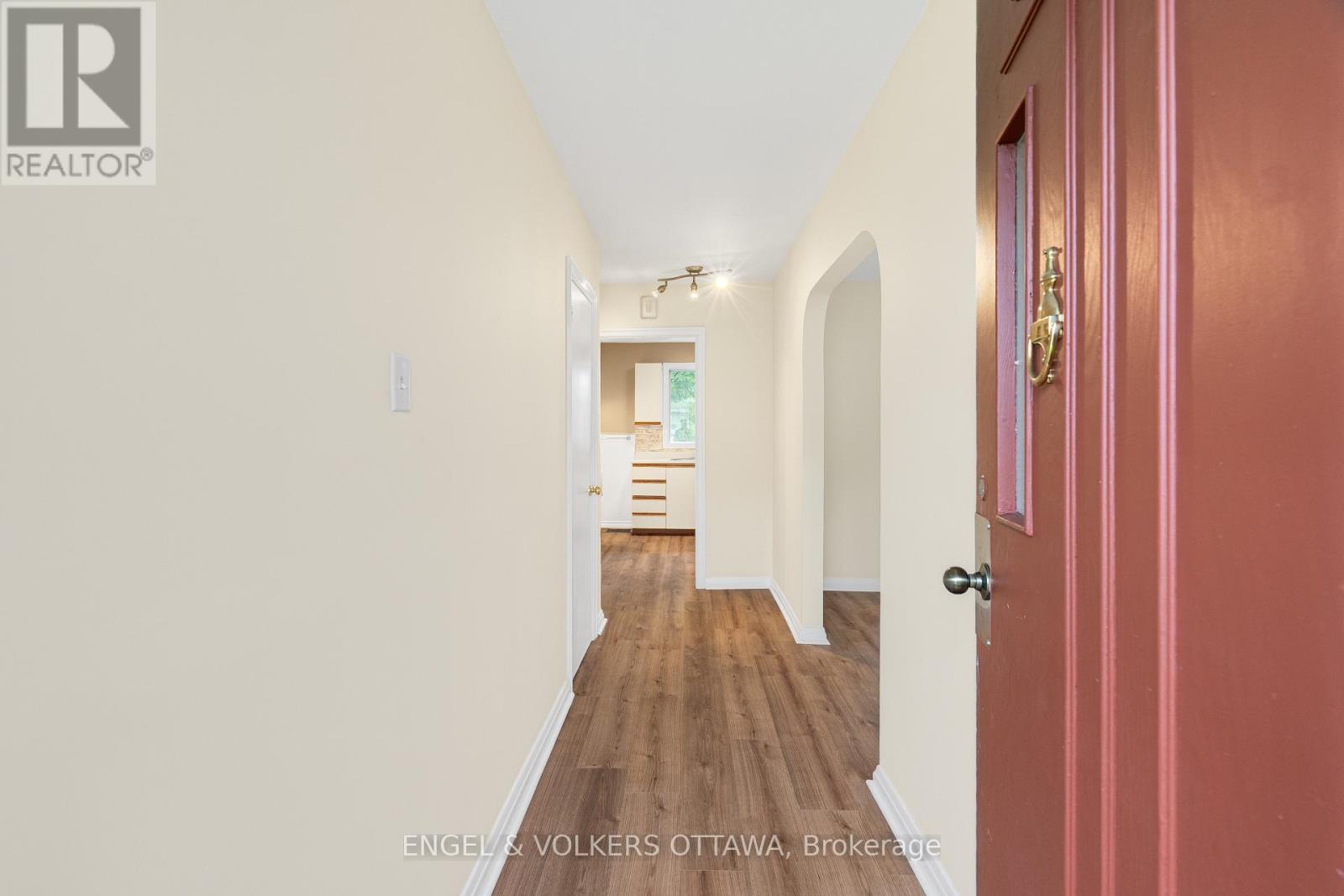 871 NOTRE DAME STREET - 7