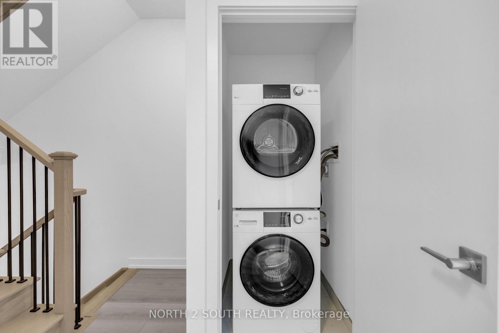 #27 3079 PHARMACY AVENUE - Image 16