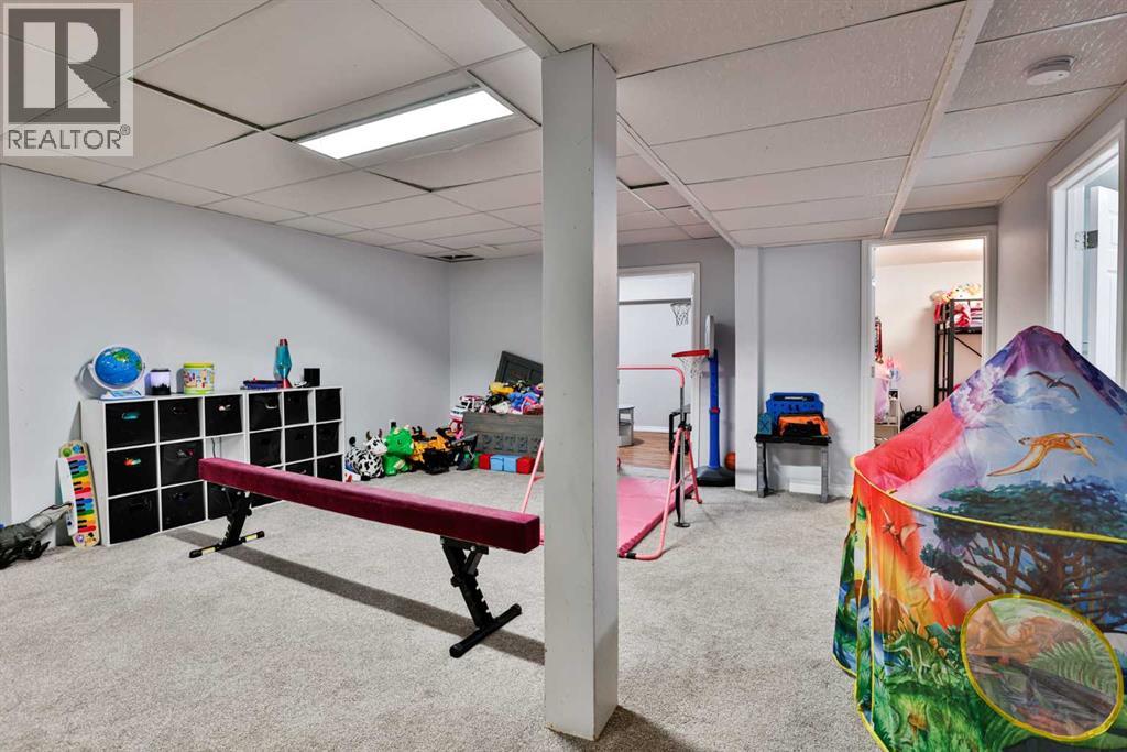 5803 49 Street - 17