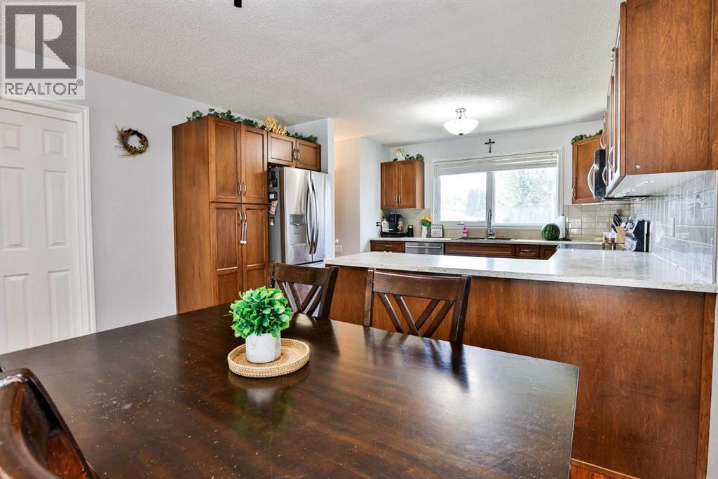 5803 49 Street - Image 9