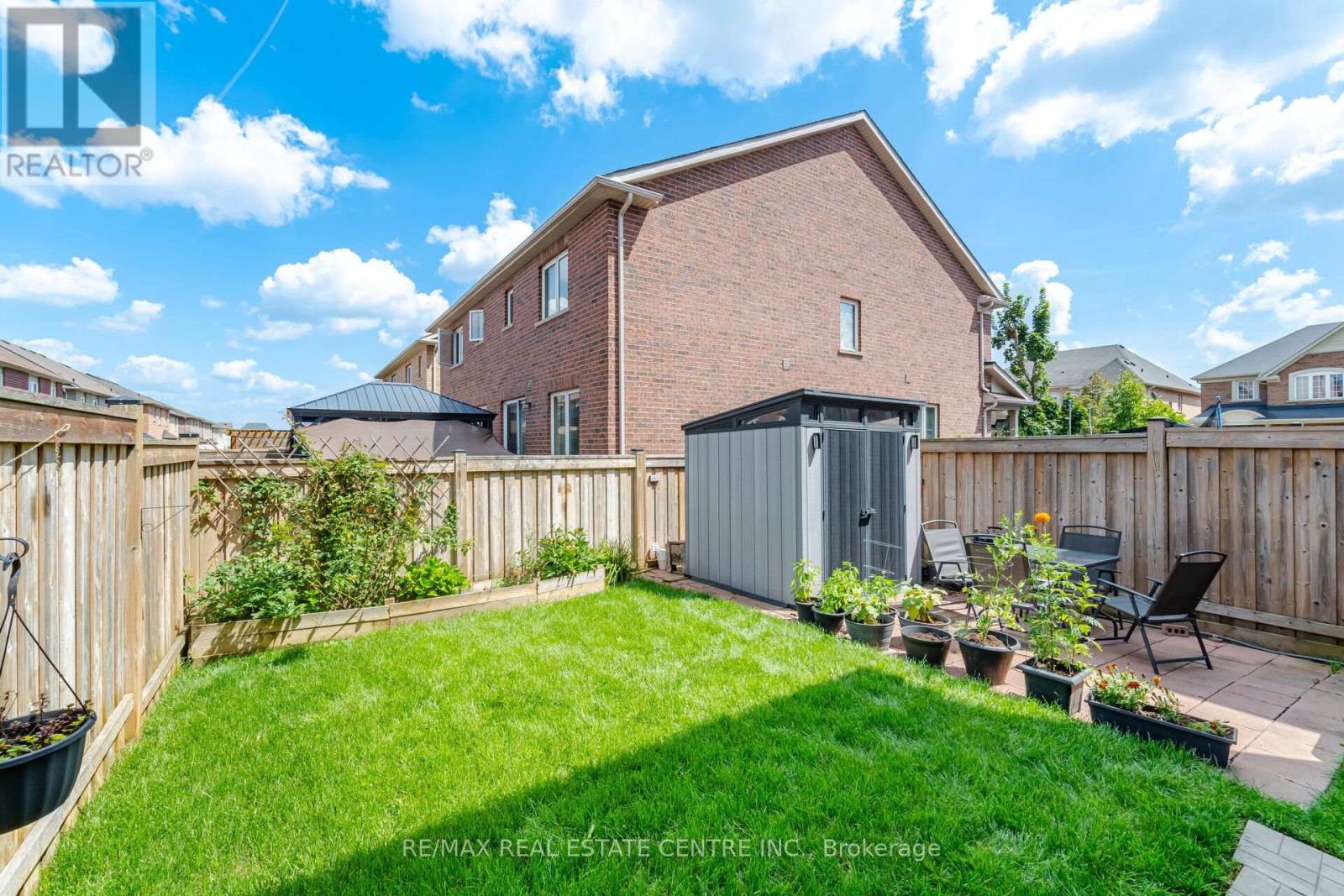 5 DELAMBRAY STREET W - 25