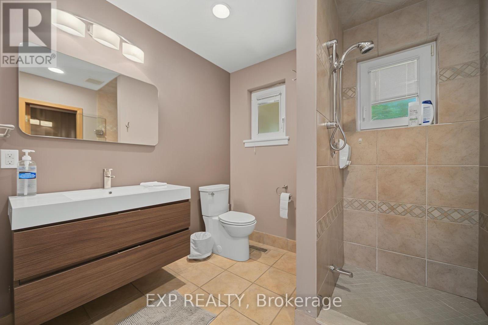 106 PLATER STREET - 34