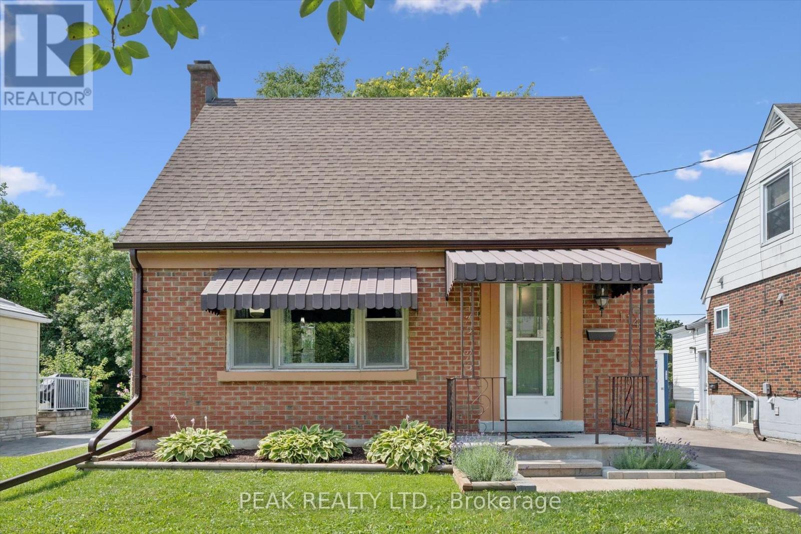 114 LORNE CRESCENT — photo 2