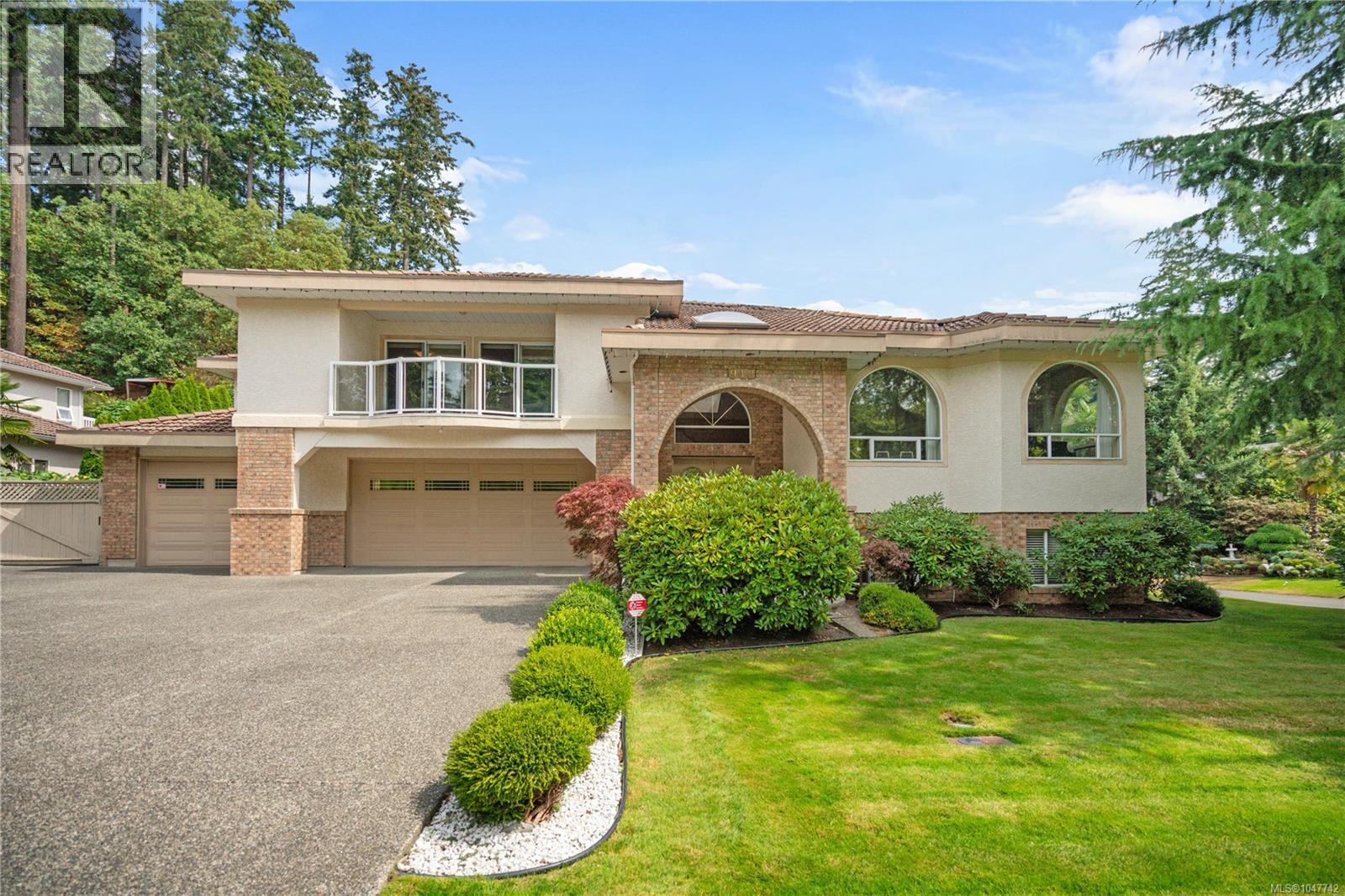 Property for sale at 948 Boulderwood Rise