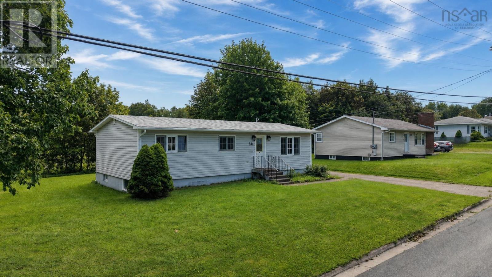 344 Newlands Avenue - 1