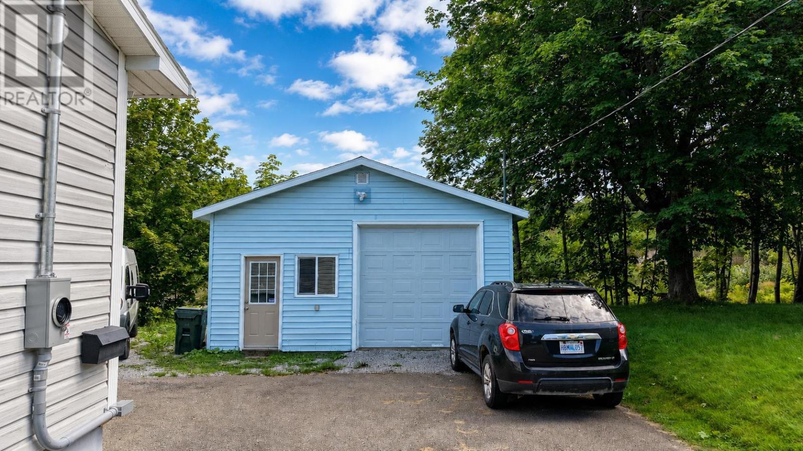 Property 43 of 48 of 344 Newlands Avenue