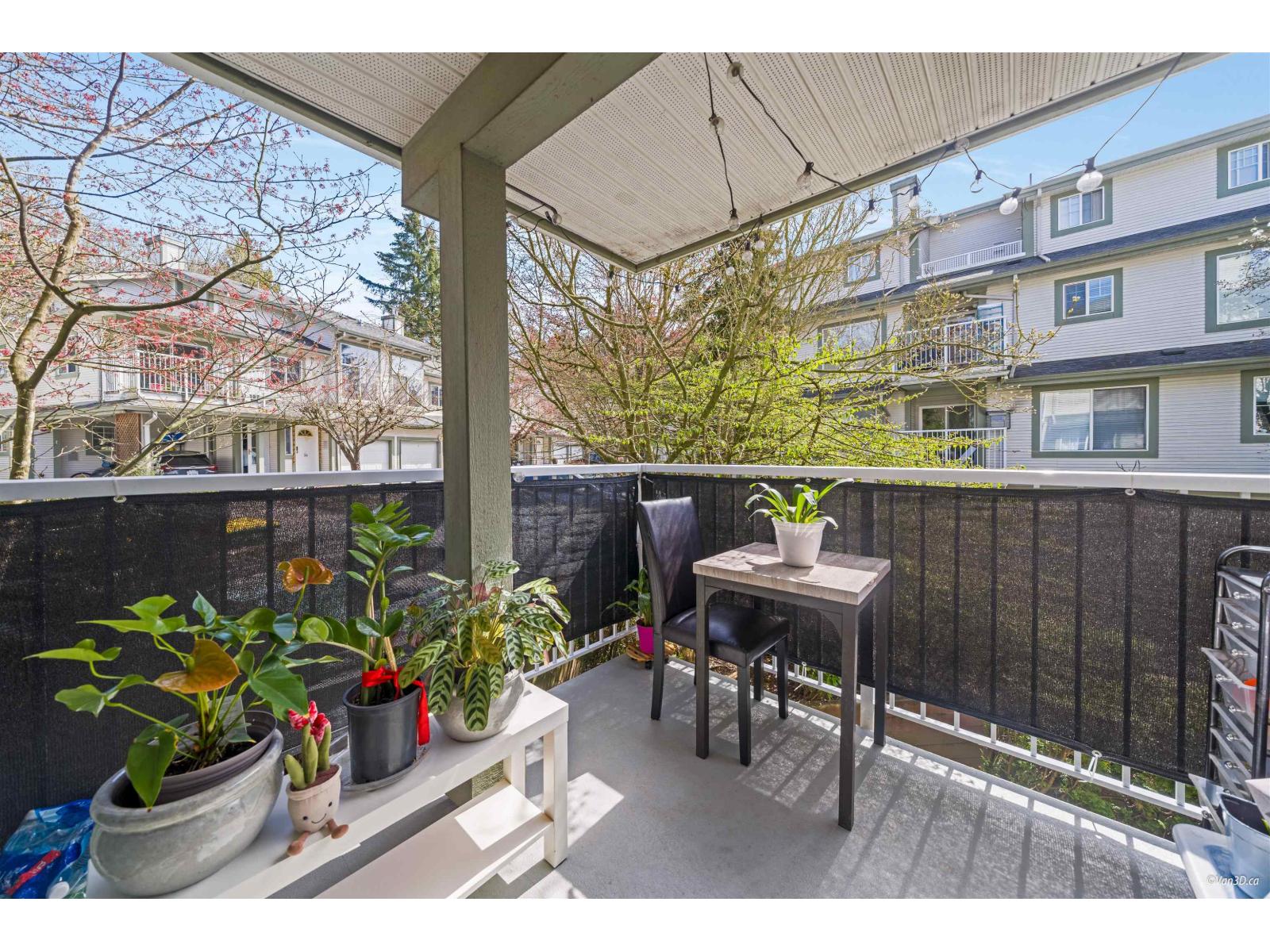 24 8892 208 STREET, Langley
