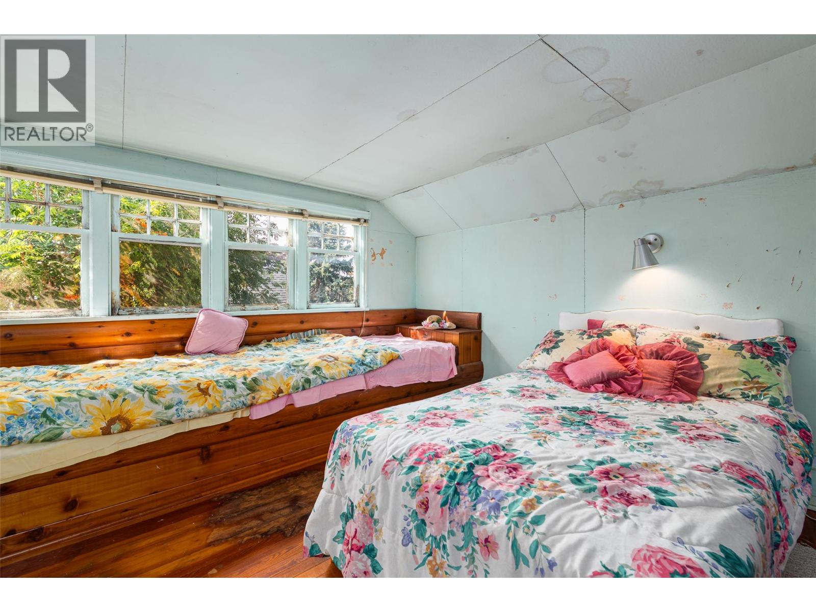 326 10th Avenue N - Image 14