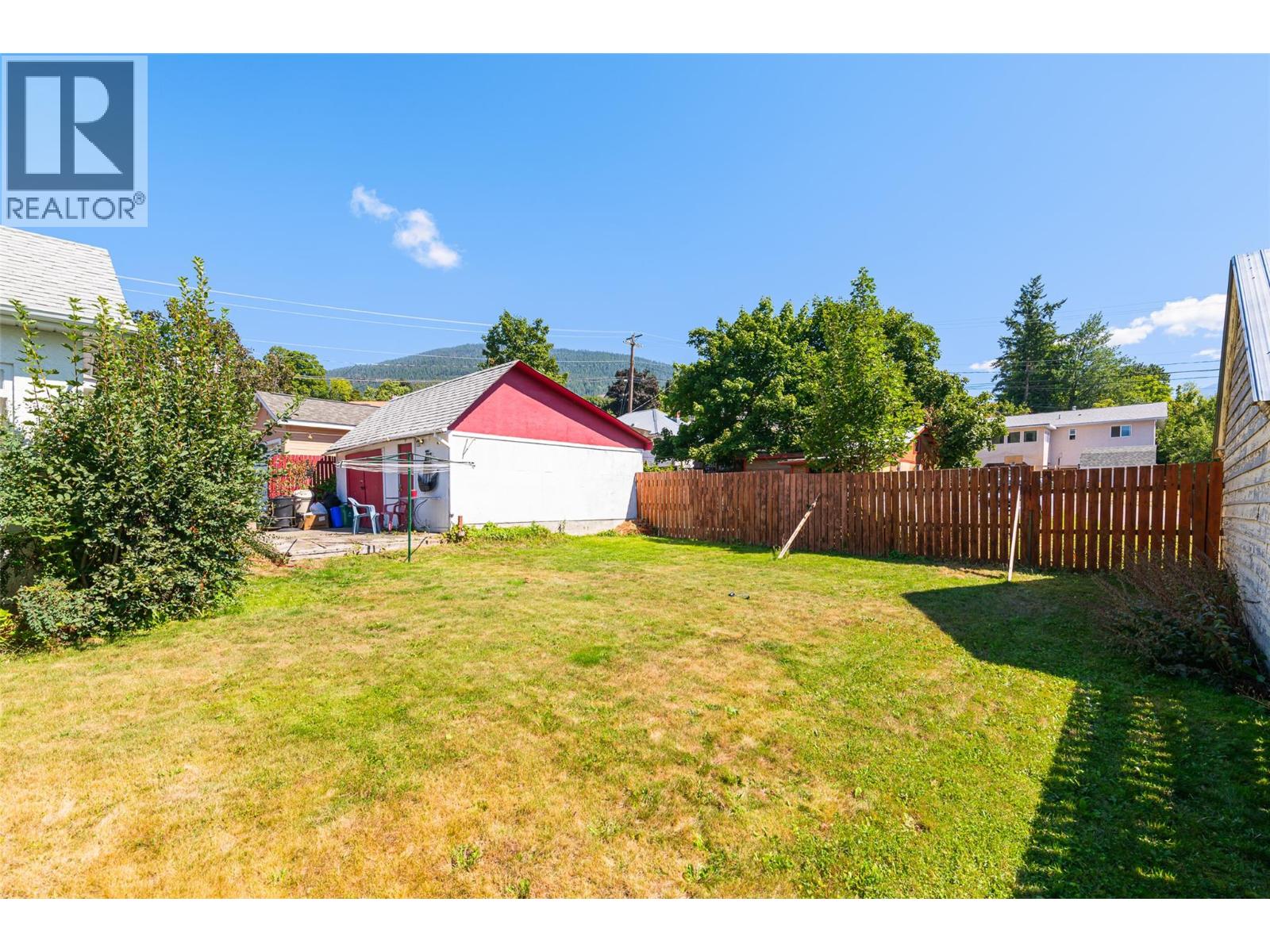 326 10th Avenue N - 25