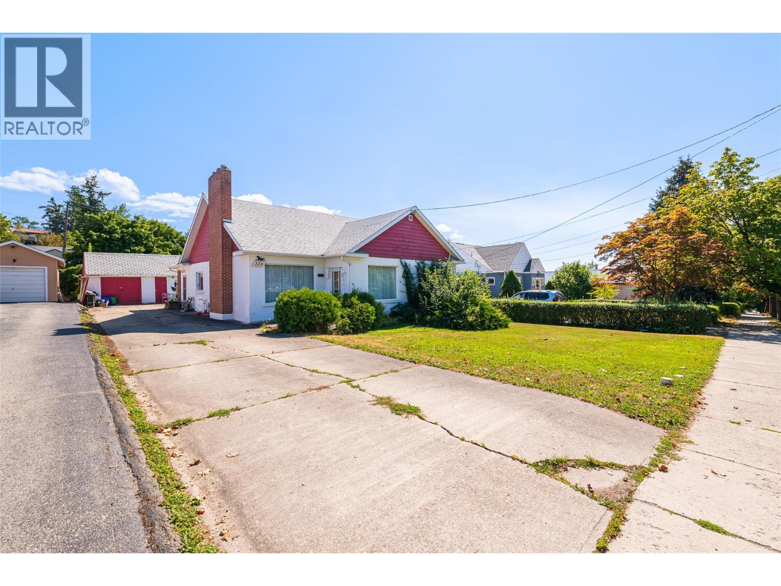 326 10th Avenue N - 21