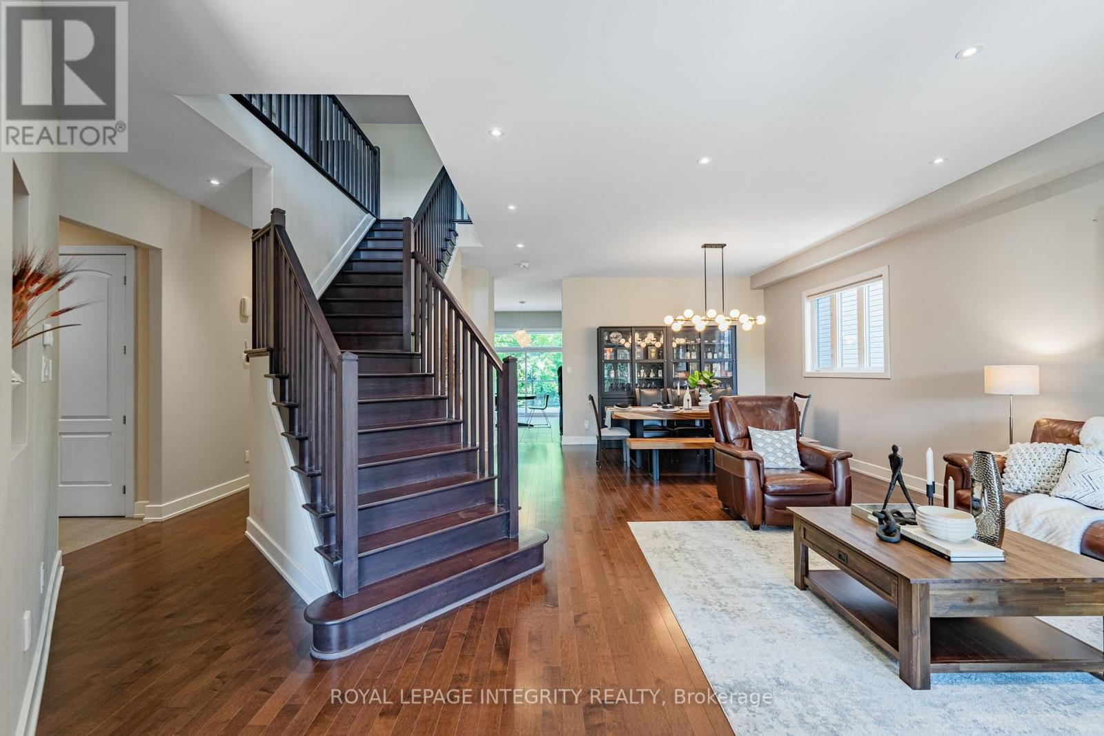 176 ESCARPMENT CRESCENT - 8