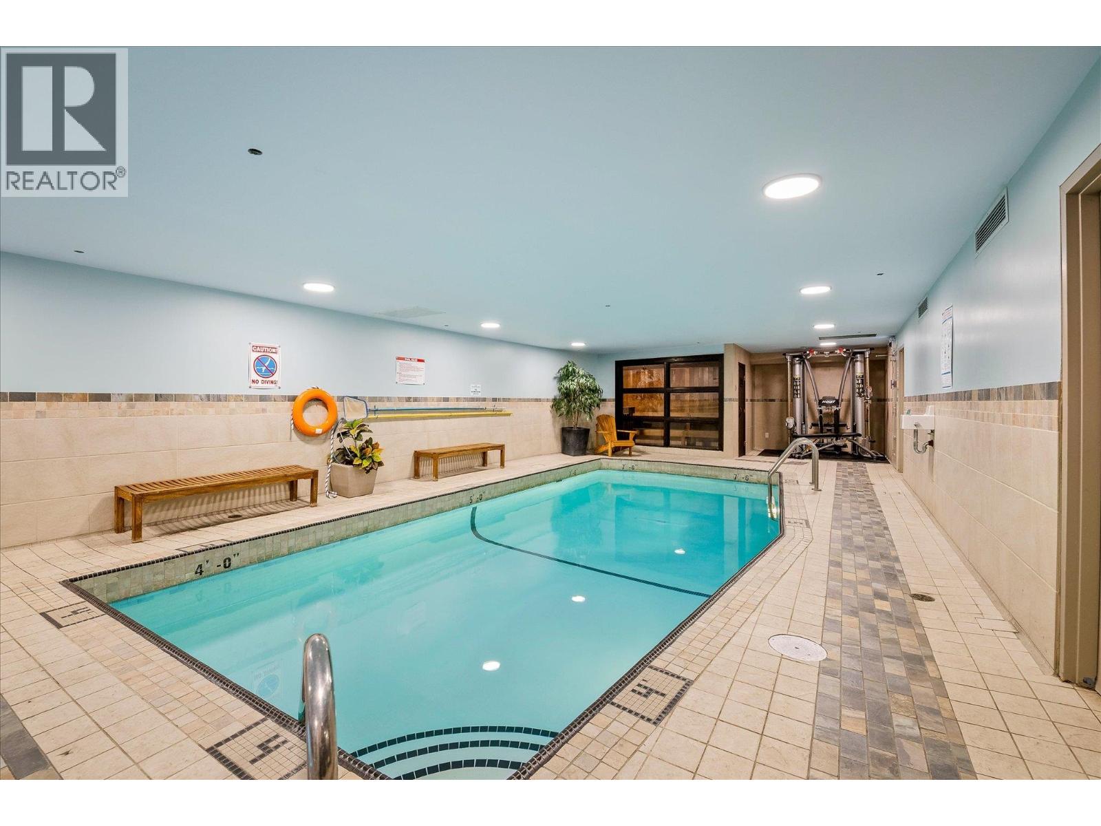 227 4220 GATEWAY DRIVE, Whistler