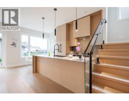 2 3674 Oxford Street, Vancouver, BC V5K1P3 Photo 22