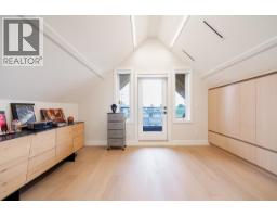 2 3674 Oxford Street, Vancouver, BC V5K1P3 Photo 9