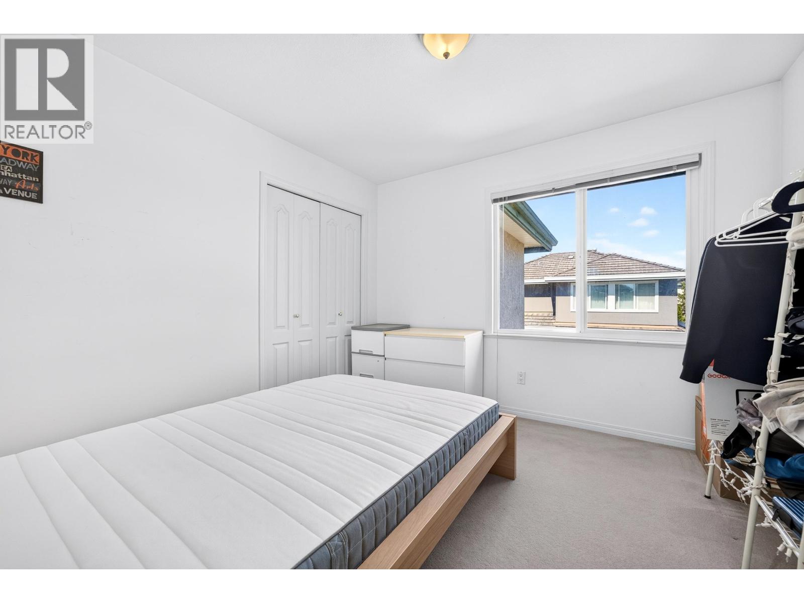 6215 DUNSMUIR CRESCENT, Richmond
