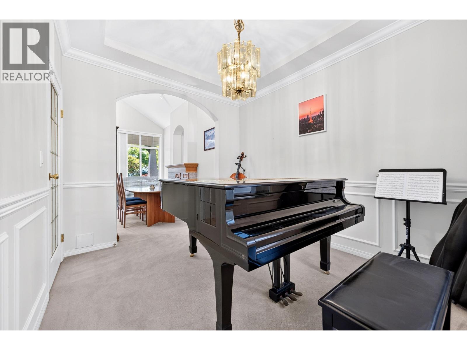 6215 DUNSMUIR CRESCENT, Richmond