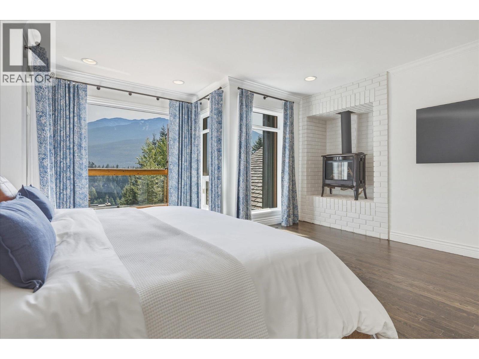 3426 BLUEBERRY DRIVE, Whistler