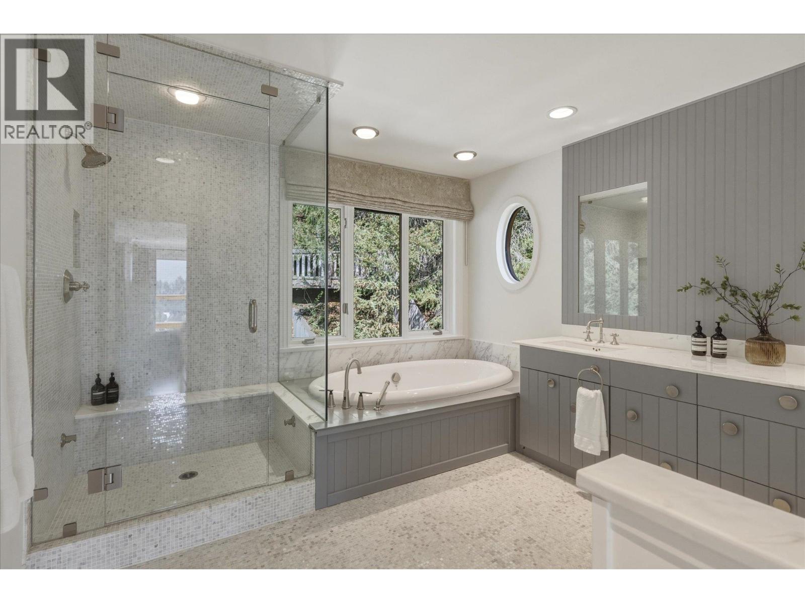 3426 BLUEBERRY DRIVE, Whistler
