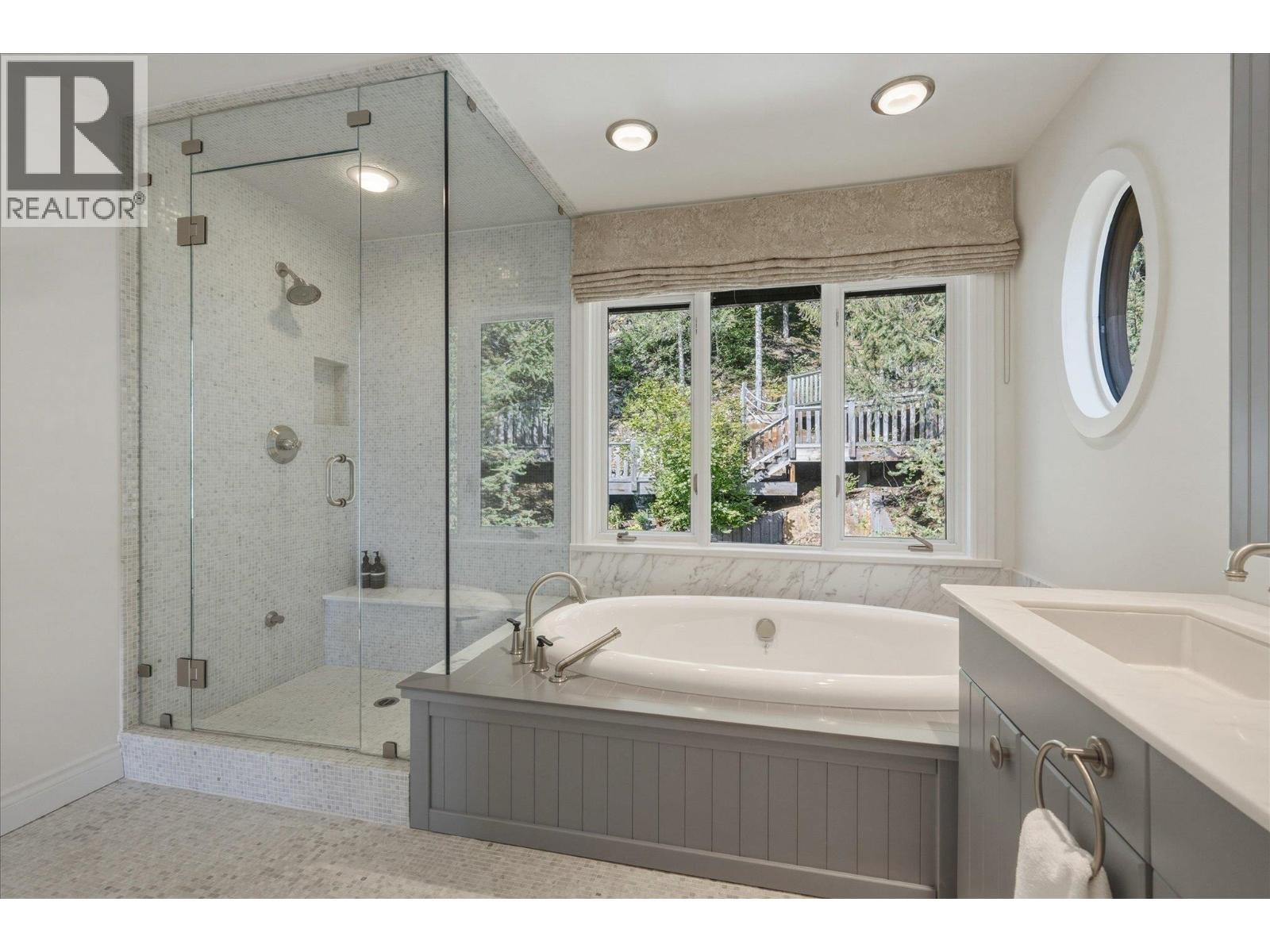 3426 BLUEBERRY DRIVE, Whistler