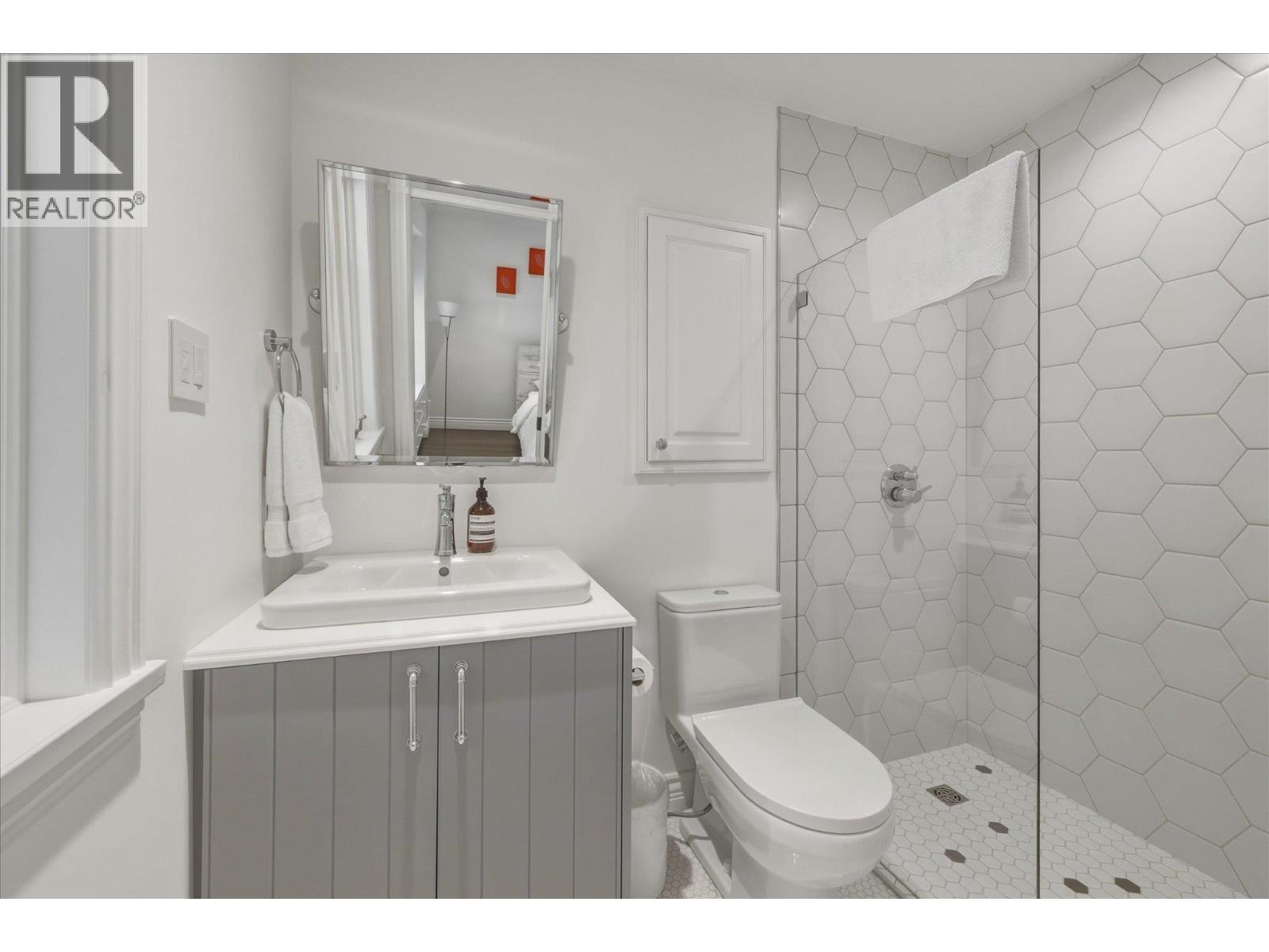 3426 BLUEBERRY DRIVE, Whistler