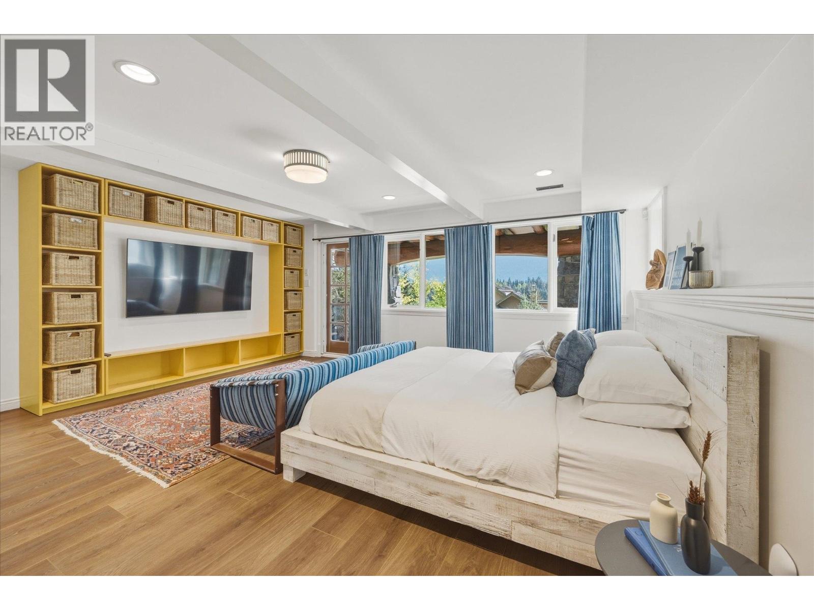 3426 BLUEBERRY DRIVE, Whistler