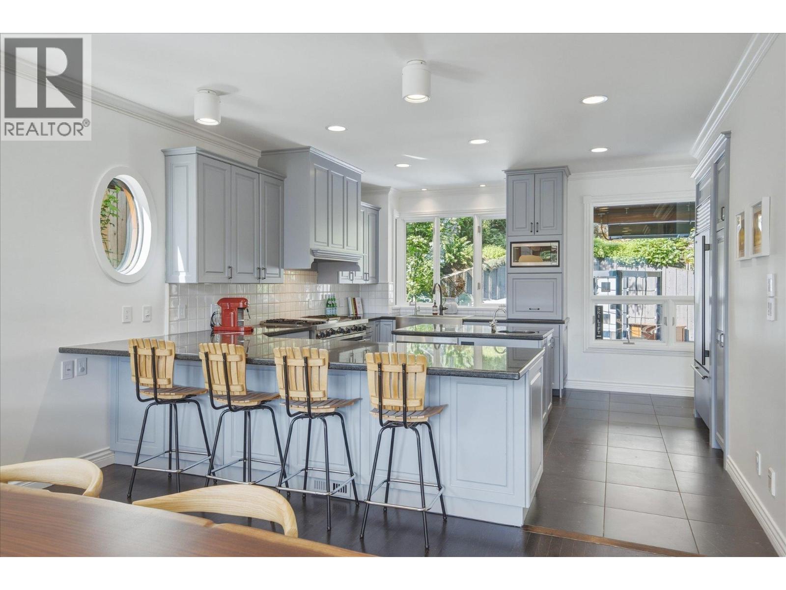 3426 BLUEBERRY DRIVE, Whistler