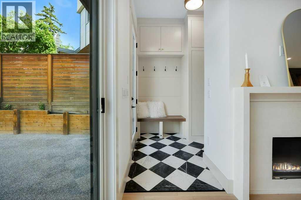 2535 19 Street SW - Image 27
