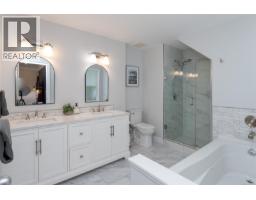 133 Gibraltar Bay Dr, View Royal, BC V9B6M2 Photo 26