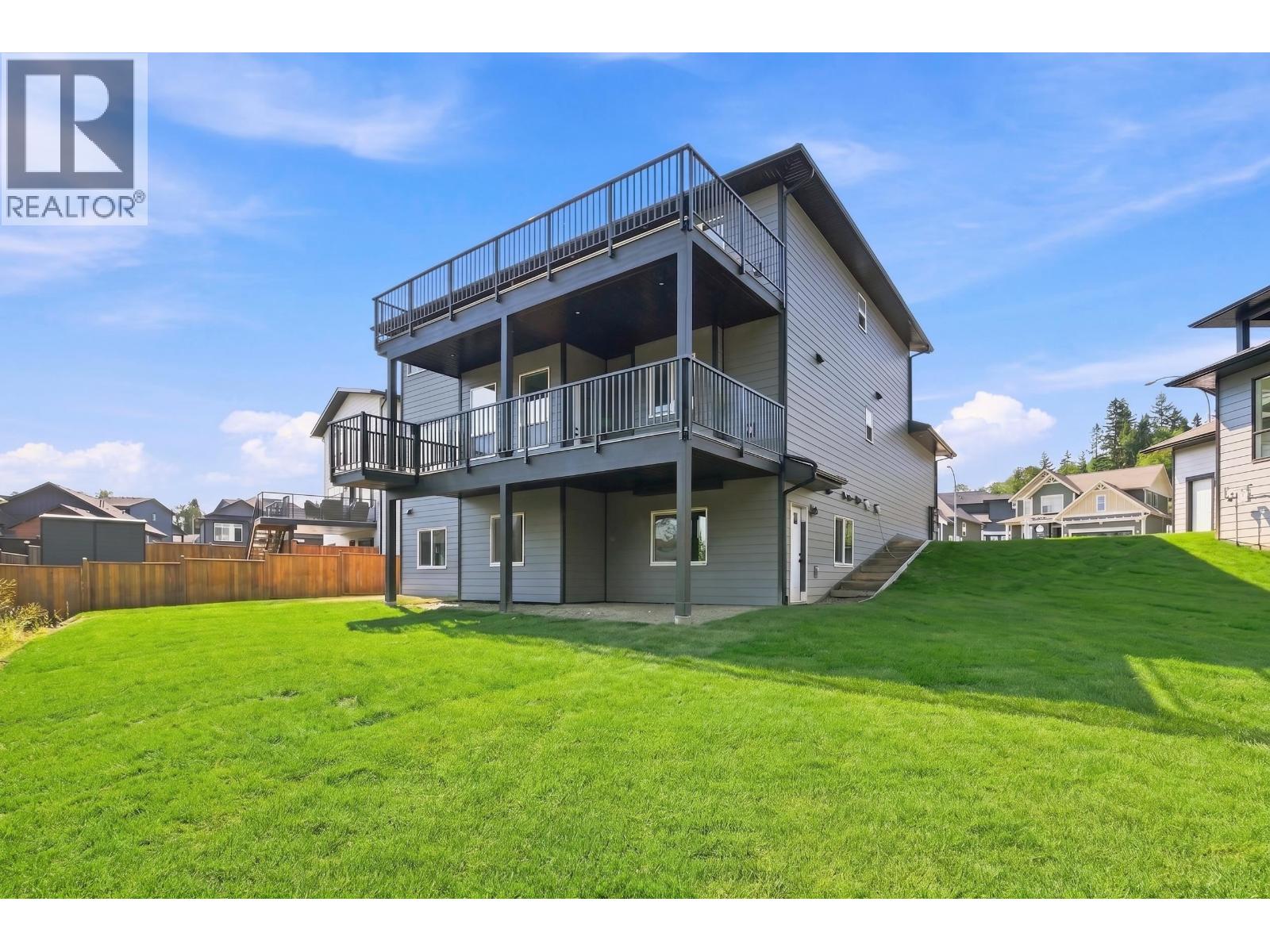Photo 38 of 40 — 3930 ESTABROOK COURT · Prince George, BC