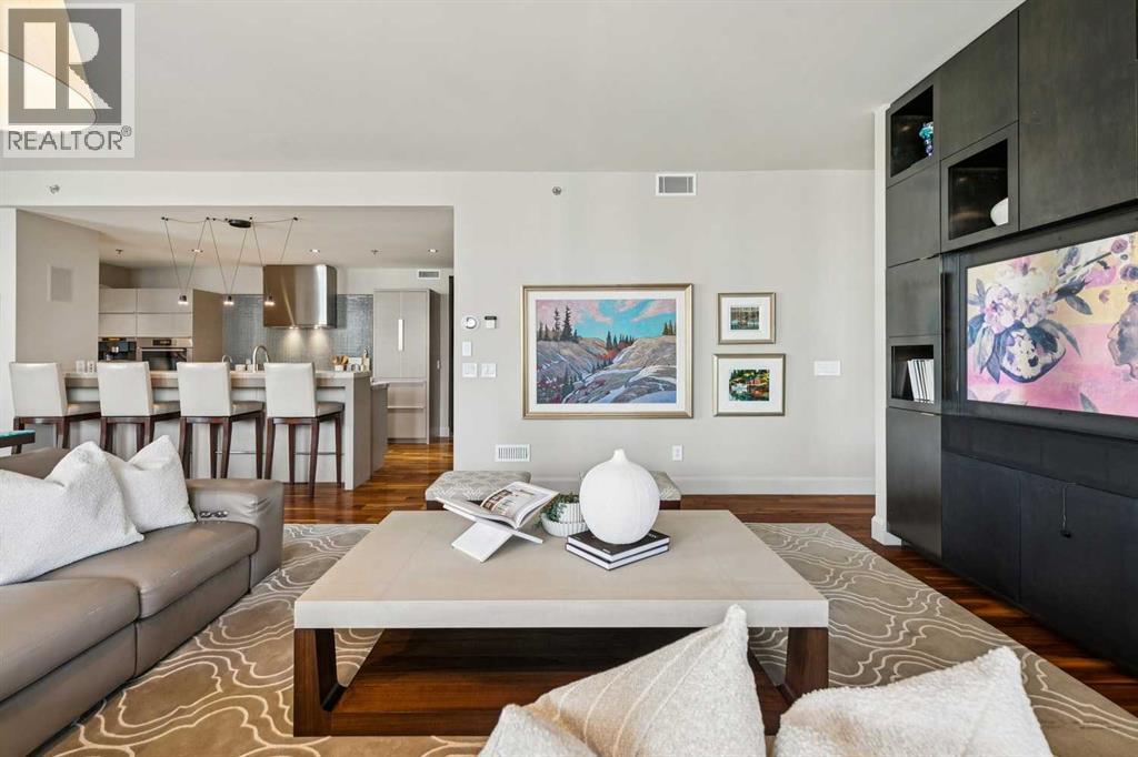 #1601 108 9 Avenue SW - 17